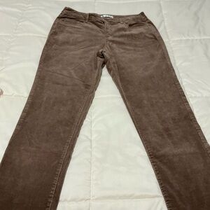 Croft & Barrow Women's Straight Leg Stretchy Jean